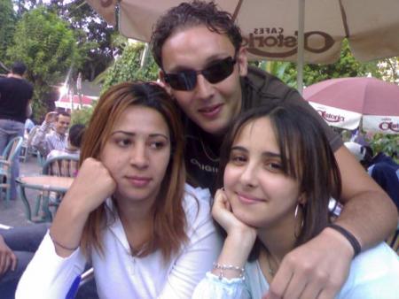 moi ; yassine : hind